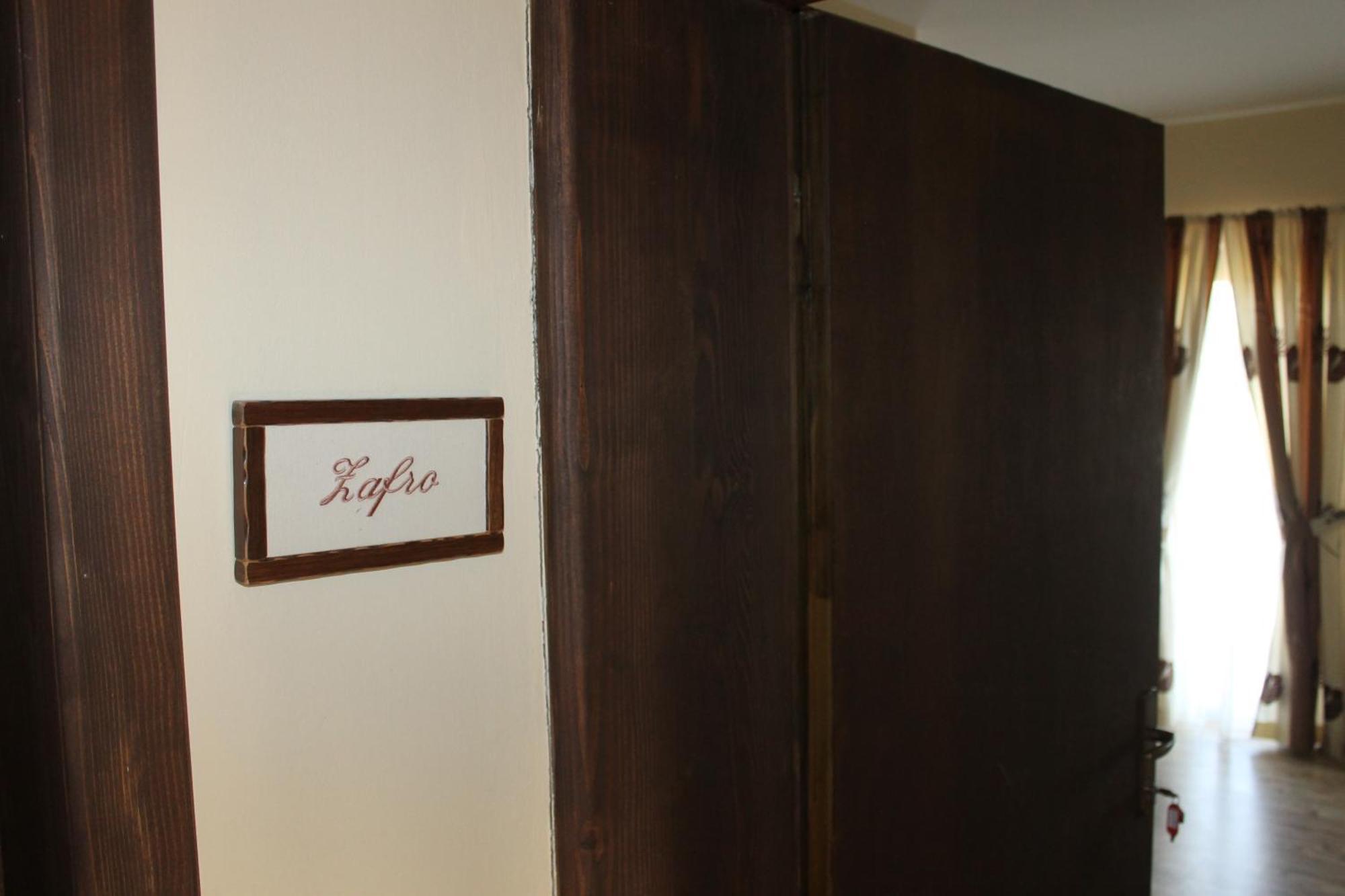 Rooms & Apartment Vinia เบียโลวาร์ ห้อง รูปภาพ