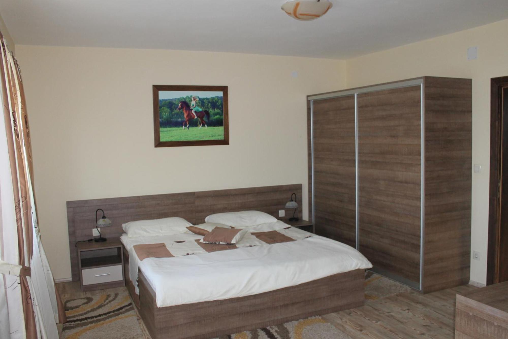 Rooms & Apartment Vinia เบียโลวาร์ ห้อง รูปภาพ