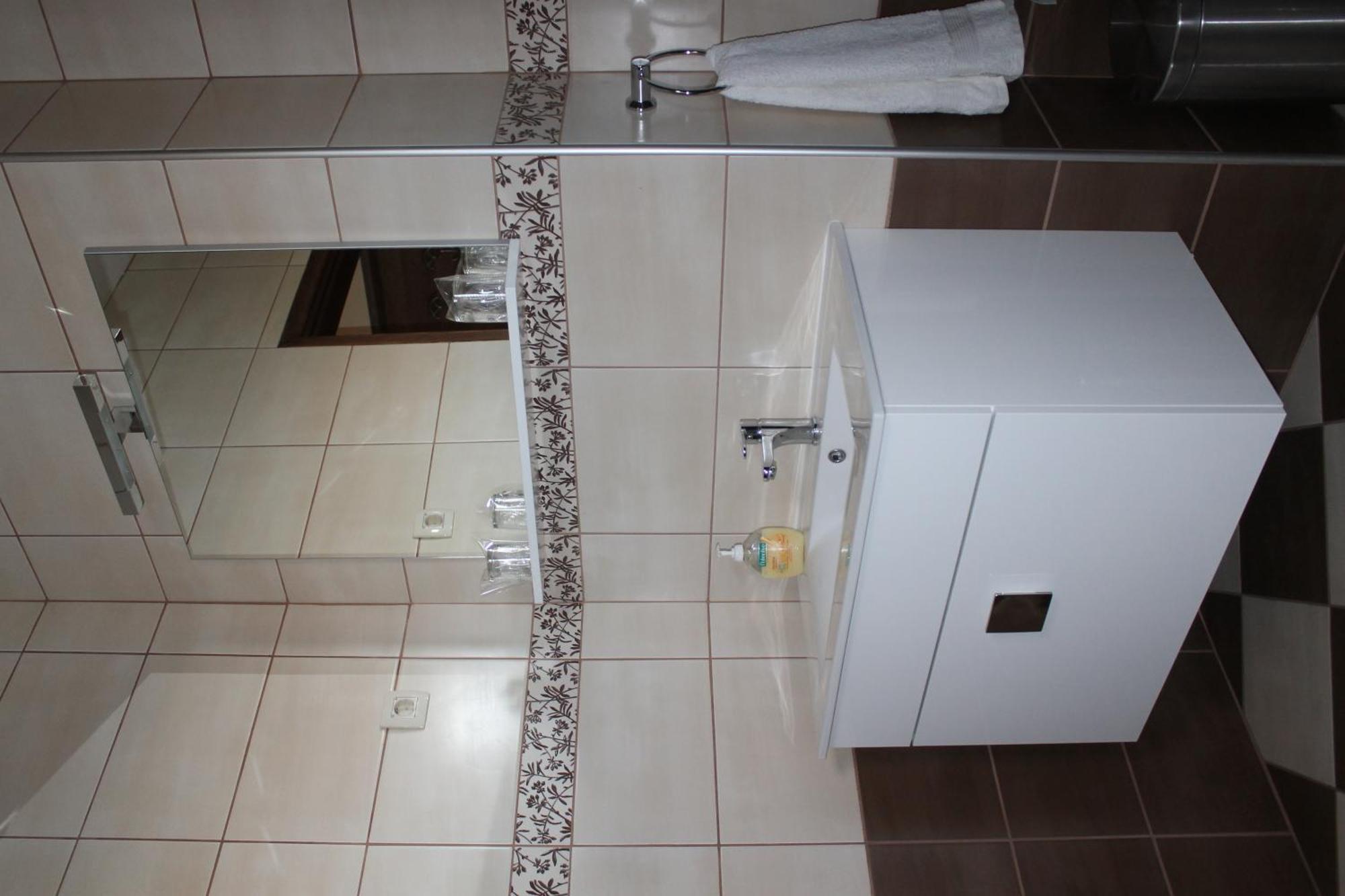 Rooms & Apartment Vinia เบียโลวาร์ ห้อง รูปภาพ